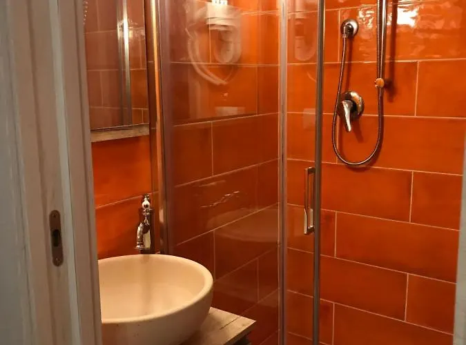 Iris Oda ve Kahvaltı Roma