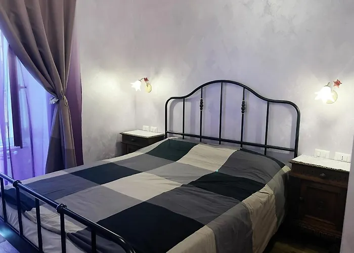 Oda ve Kahvaltı Iris 4*