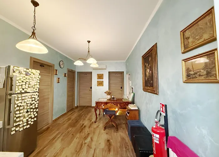 Iris Bed & Breakfast 4*